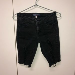 Fashion nova Bermuda shorts